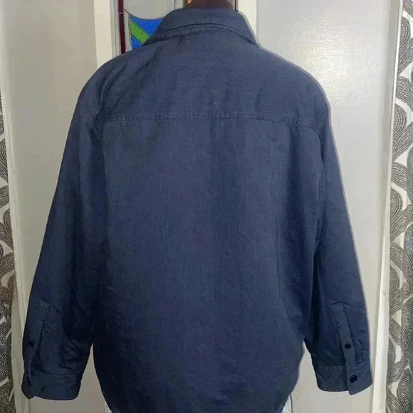 Untuckit Shirt Jacket - Picture 6 of 10